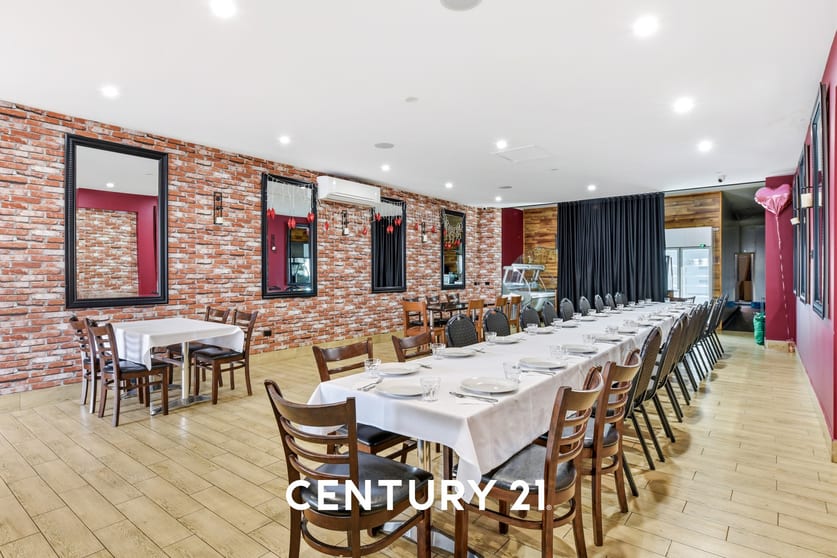 Click to view all images 365 North Road Caulfield South VIC 3162 - Image 1