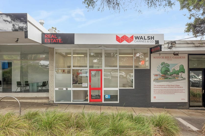 Click to view all images 18 Bills Street Hawthorn VIC 3122 - Image 1