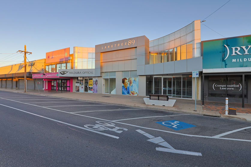 Click to view all images 87-89 Langtree Avenue Mildura VIC 3500 - Image 2