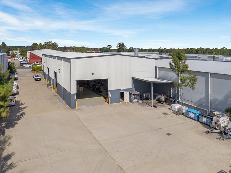 Click to view all images 70 Mustang Drive Rutherford NSW 2320 - Image 2