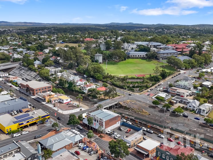 253 BRISBANE STREET Ipswich QLD 4305 - Image 2