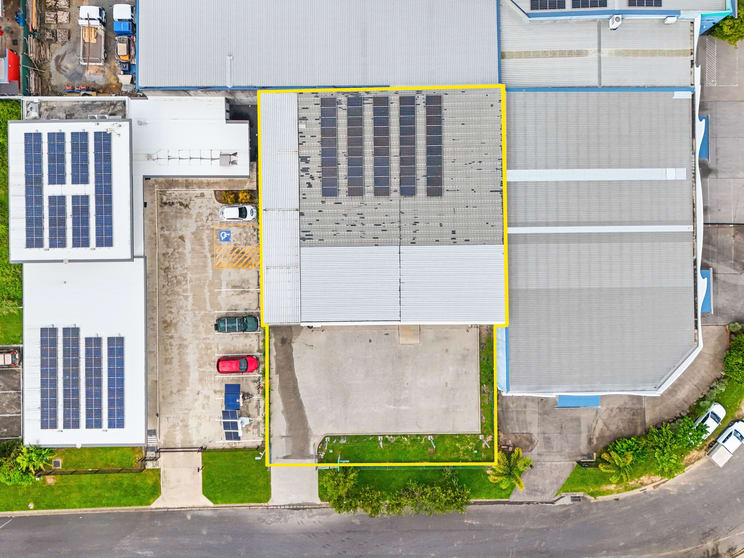 Click to view all images 6 Mount Koolmoon Street Smithfield QLD 4878 - Image 2