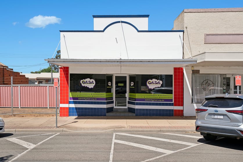 Click to view all images 58-60 Kurrajong Avenue Leeton NSW 2705 - Image 1