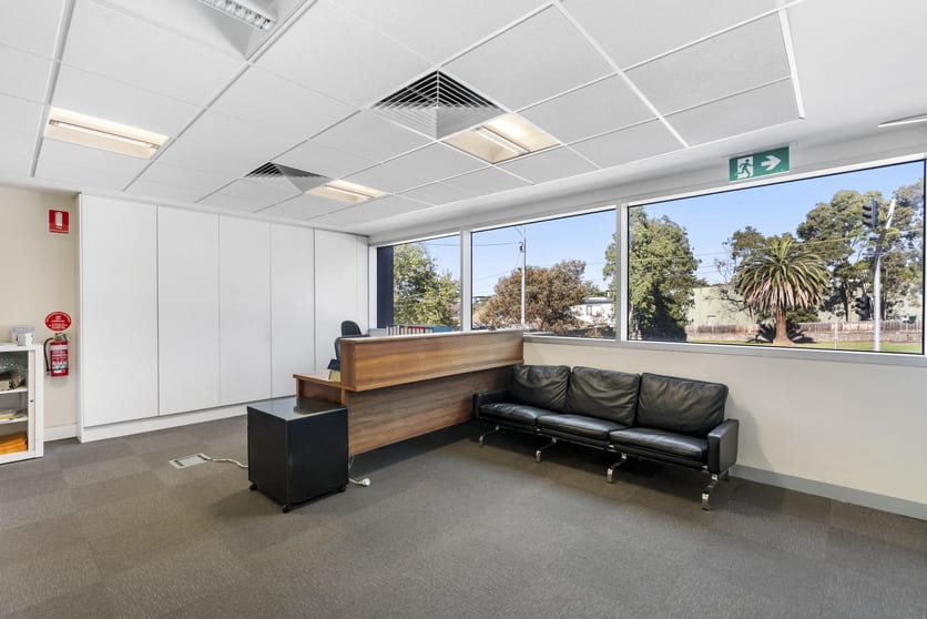 Click to view all images 653 Riversdale Road Camberwell VIC 3124 - Image 5