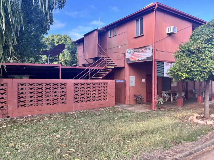 13 Garland Street Mount Surprise QLD 4871 - Image 3