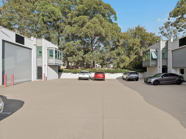 Click to view all images Unit 13/10 Victoria Avenue Castle Hill NSW 2154 - Image 3