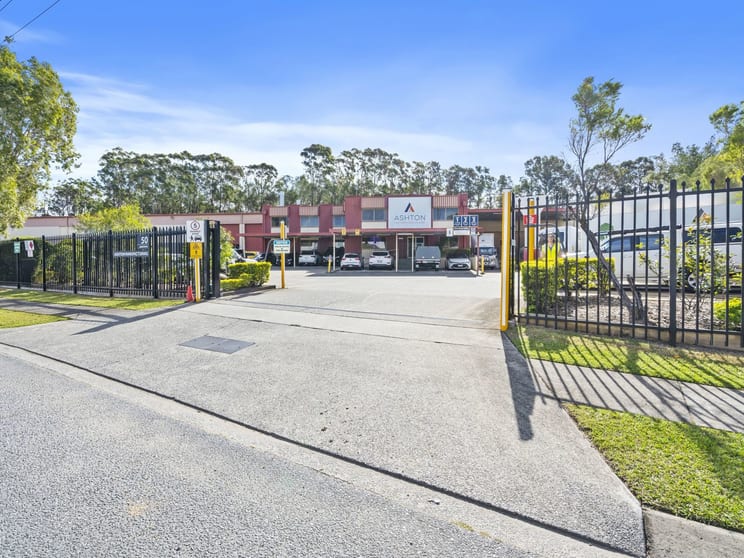 Click to view all images 44-50 Jade Drive Molendinar QLD 4214 - Image 3