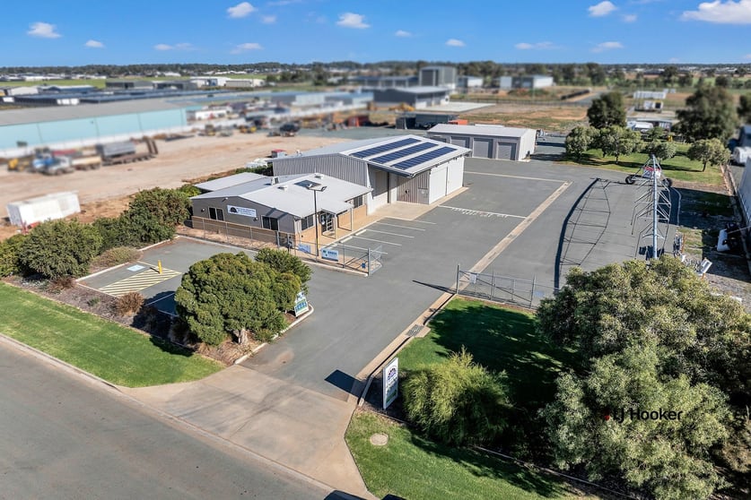 Click to view all images 26 McCulloch Drive Moama NSW 2731 - Image 1