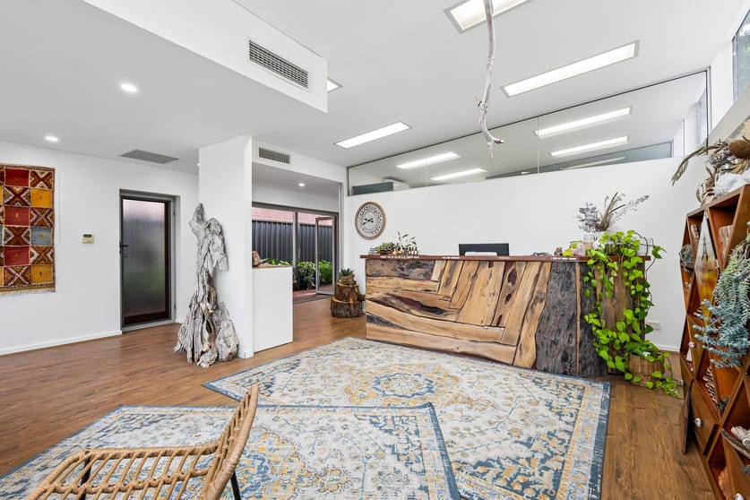 Click to view all images 338 Walcott St Coolbinia WA 6050 - Image 4