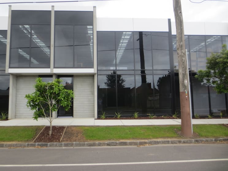 Click to view all images 25/46 Graingers Road West Footscray VIC 3012 - Image 1