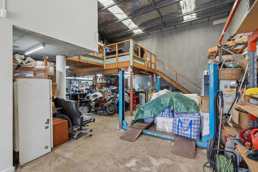 Click to view all images 3/3 Vuko Place Warriewood NSW 2102 - Image 4
