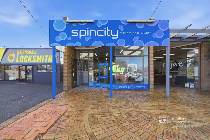 Click to view all images 422B Main Street Bairnsdale VIC 3875 - Image 1