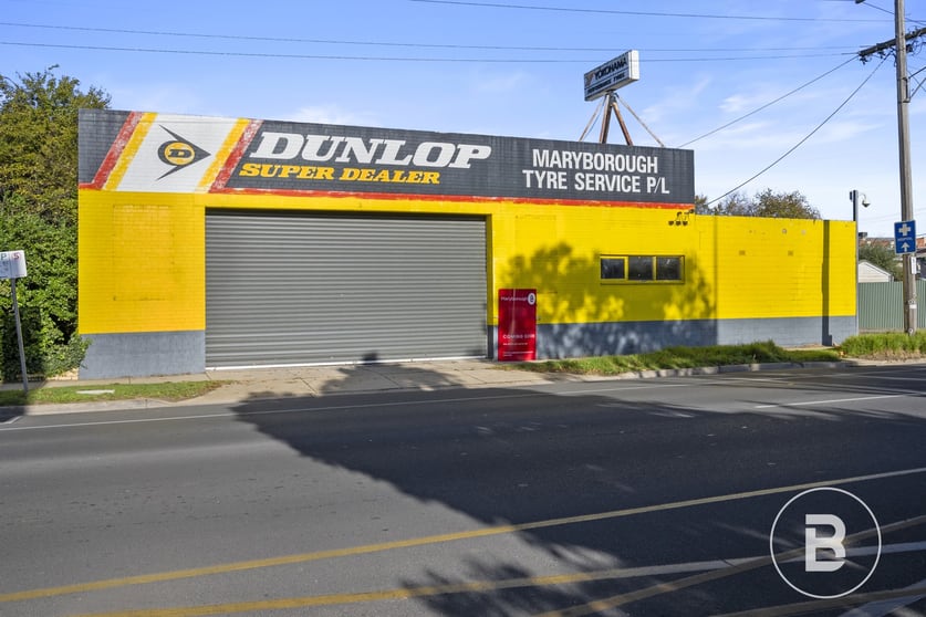 Click to view all images 37 Tuaggra Street Maryborough VIC 3465 - Image 1
