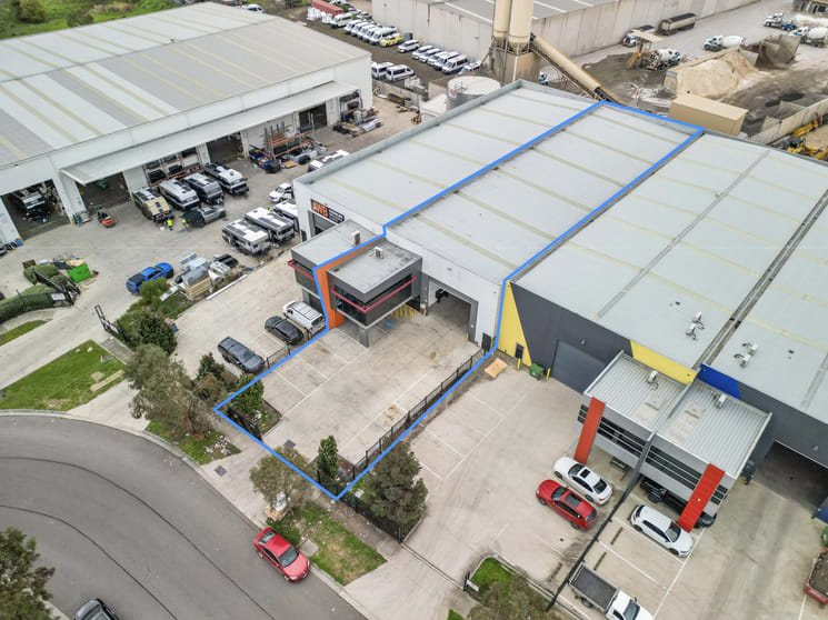 Click to view all images 5A Burnett Street Somerton VIC 3062 - Image 2