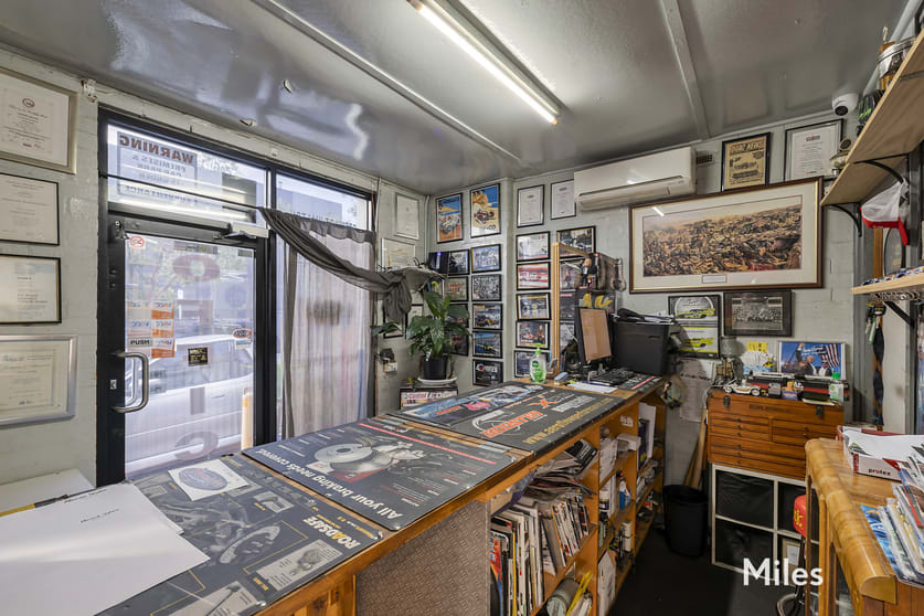 Click to view all images 1C Vernon Avenue Heidelberg West VIC 3081 - Image 2