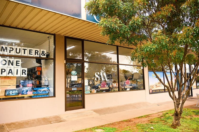 Click to view all images 100 Eighth Street Mildura VIC 3500 - Image 2