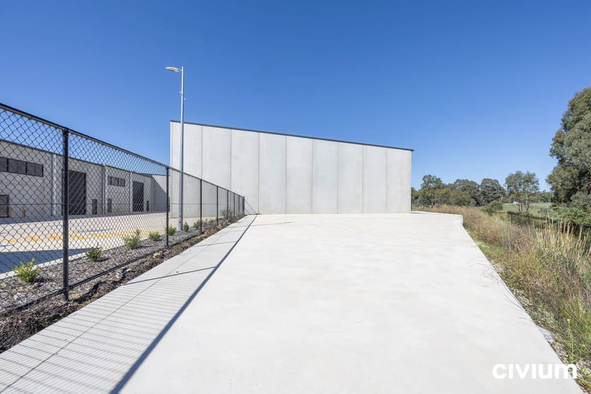 Click to view all images Unit 28/22 Couranga Crescent Hume ACT 2620 - Image 5