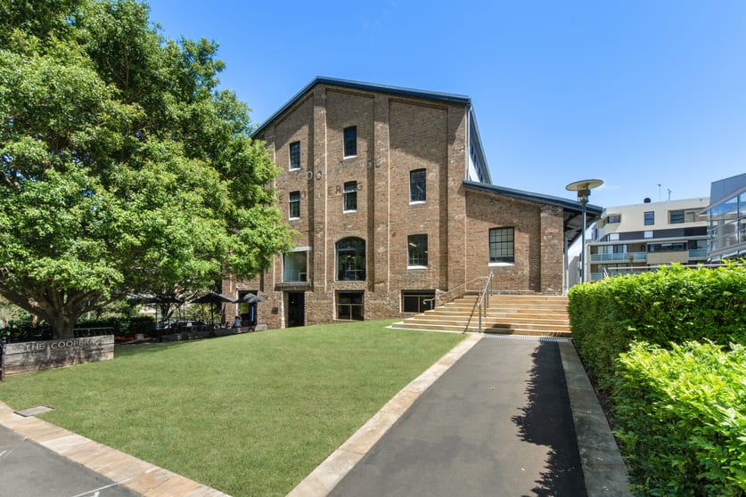 Click to view all images Studio 401, The Cooperage 56 Bowman Street Pyrmont NSW 2009 - Image 1