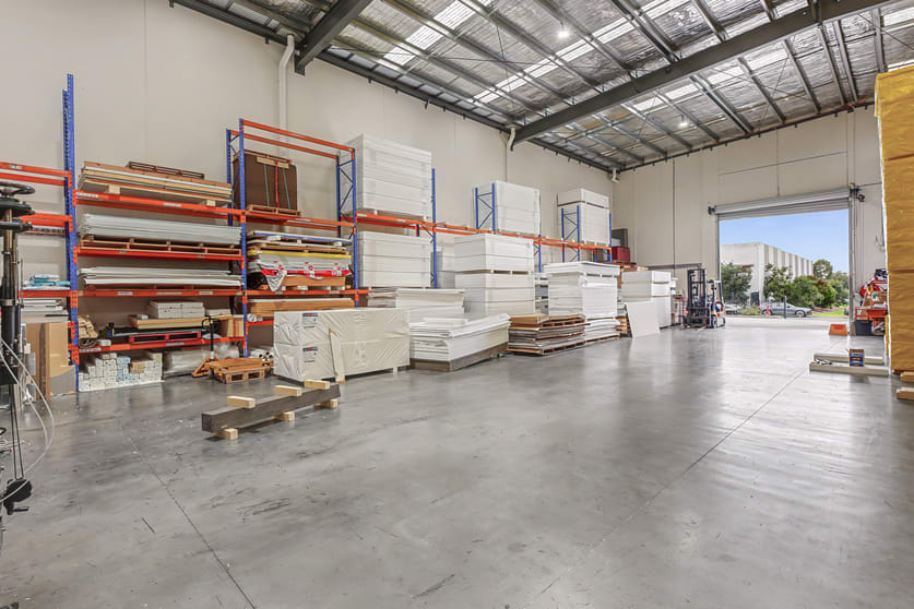 Click to view all images 3 Malibu Circuit Carrum Downs VIC 3201 - Image 4