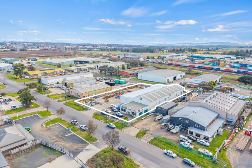 7 Toronto Street Kelso NSW 2795 - Image 1