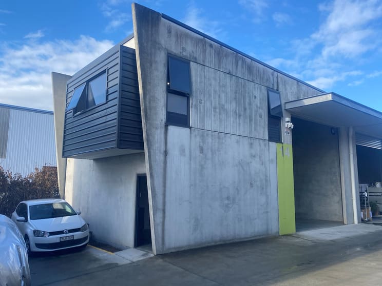 Click to view all images 14/7 Investigator Drive Unanderra NSW 2526 - Image 2