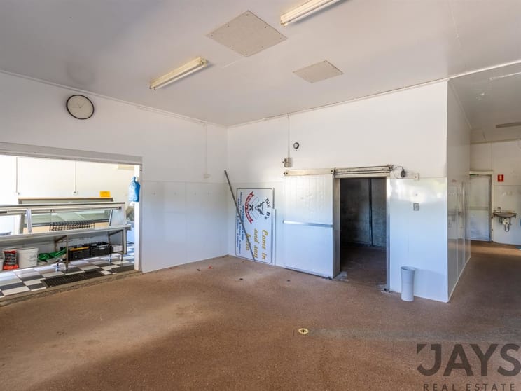 Click to view all images 171 Camooweal Street Mount Isa QLD 4825 - Image 3