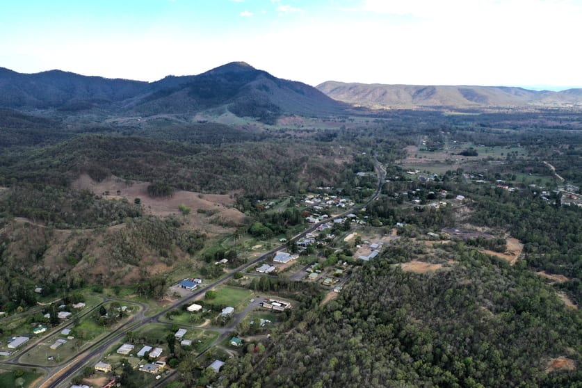 Click to view all images Mount Perry QLD 4671 - Image 1