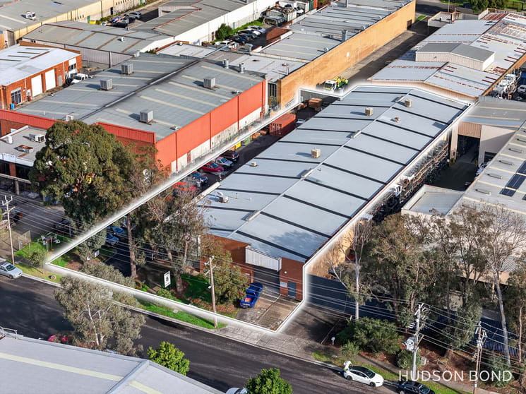 Click to view all images 8 Reid Street Bayswater VIC 3153 - Image 1