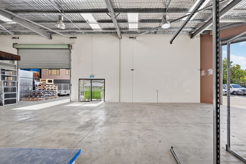 1/12 Hawker Street Currumbin Waters QLD 4223 - Image 5