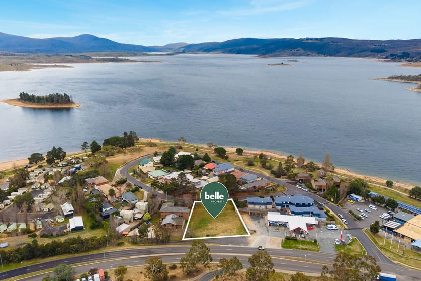 3 Mclure Circuit Jindabyne NSW 2627 - Image 1