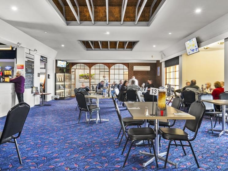 Click to view all images 2-6 Penna Road Midway Point TAS 7171 - Image 3