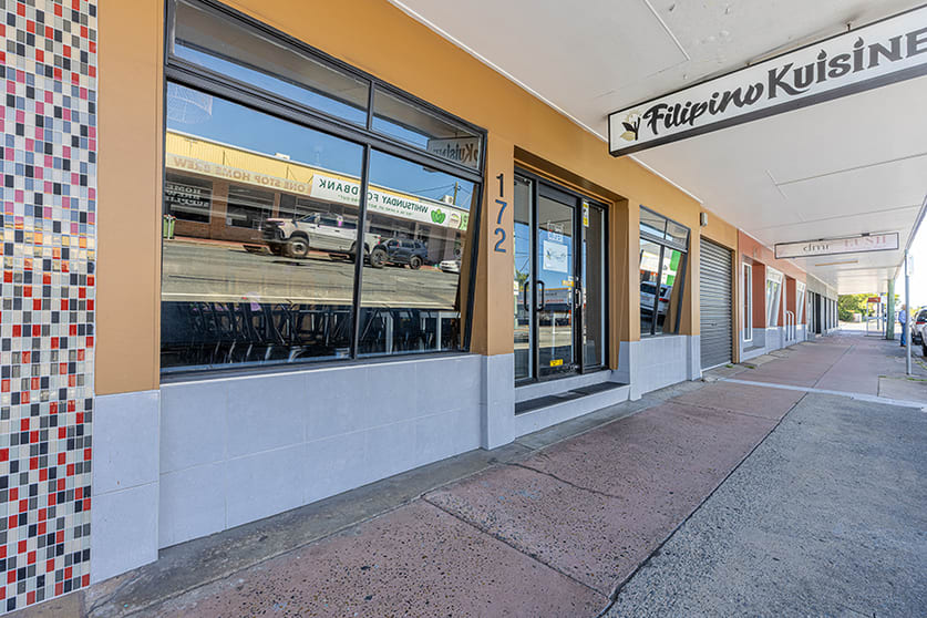 Click to view all images 166 - 172 Shakespeare Street Mackay QLD 4740 - Image 1