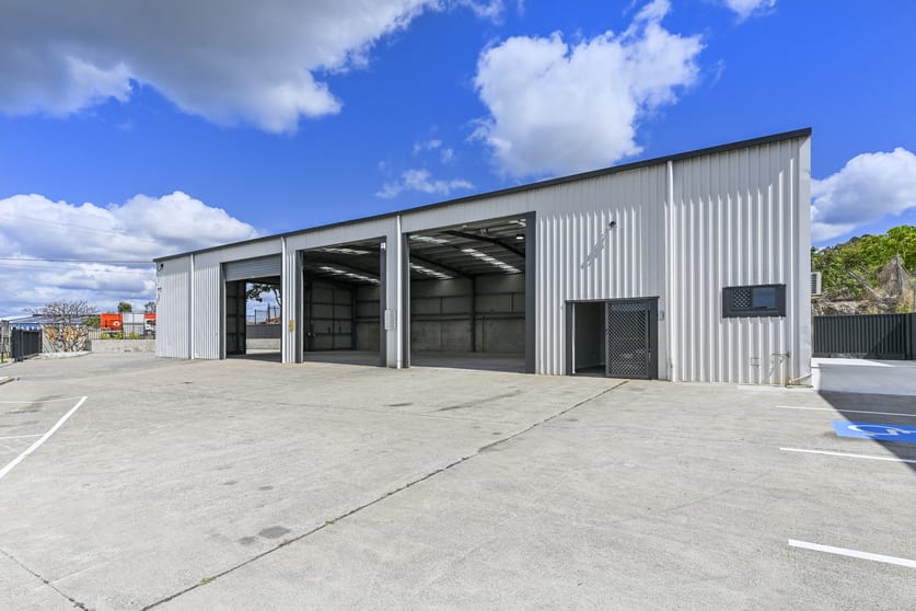 61 Harper Street Molendinar QLD 4214 - Image 2