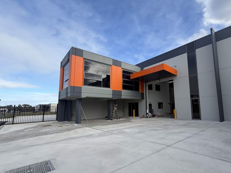 Click to view all images Warehouse 1-3 8-10 Reserve Court Altona VIC 3018 - Image 3
