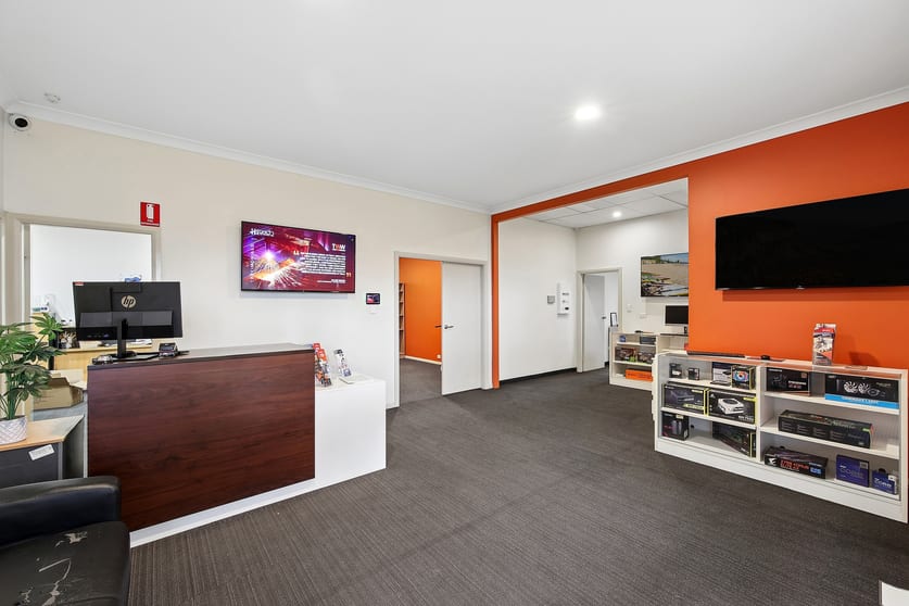 Click to view all images 5/64 Sydney Road Mudgee NSW 2850 - Image 3