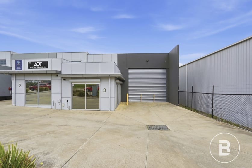 Click to view all images 3/9 Kennedy Place Maddingley VIC 3340 - Image 1