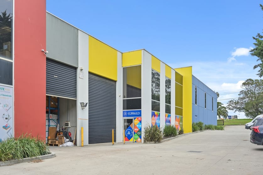 2/1441 South Gippsland Highway Cranbourne VIC 3977 - Image 1