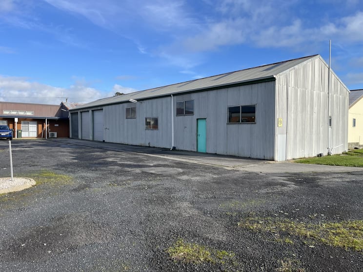 Click to view all images 4-12 West Esplanade Smithton TAS 7330 - Image 2