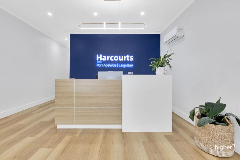 Click to view all images 71 St Vincent Street Port Adelaide SA 5015 - Image 3