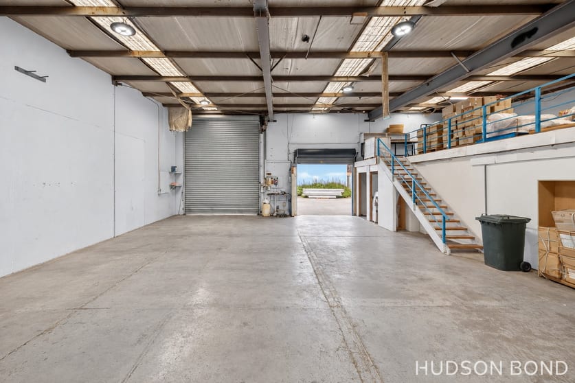 Click to view all images 13/13 Malvern Street Bayswater VIC 3153 - Image 3