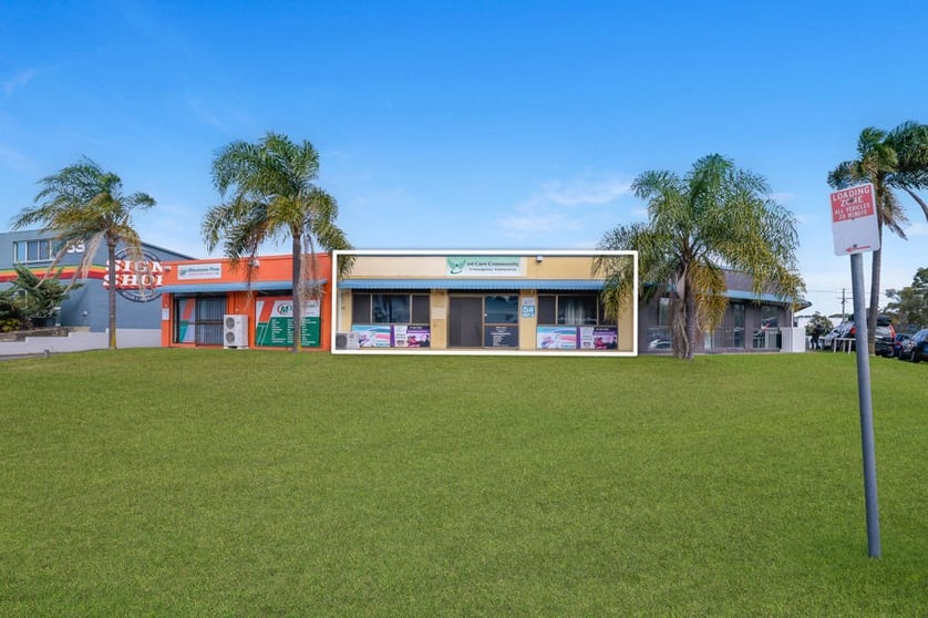 Click to view all images 2/54 Bailey Crescent Southport QLD 4215 - Image 1