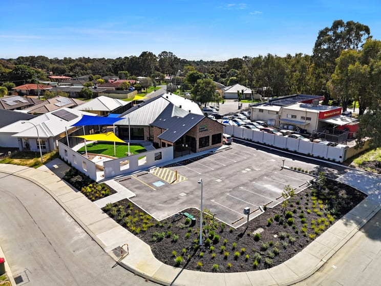 Click to view all images 7 Balanda Place Armadale WA 6112 - Image 4