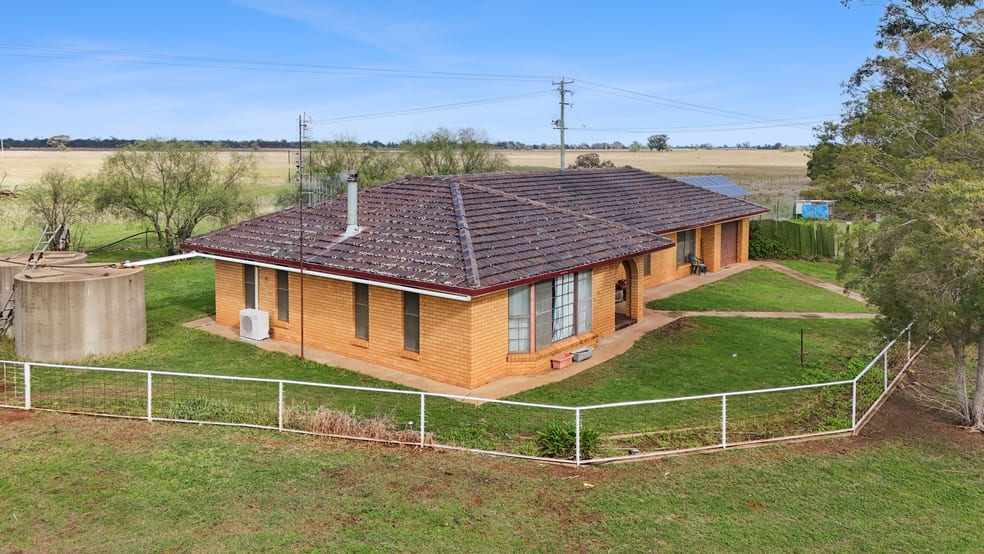 Click to view all images Part, 397 Craigie Lea Lane Narromine NSW 2821 - Image 5