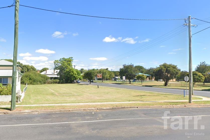 Click to view all images 24 IVY STREET Killarney QLD 4373 - Image 3