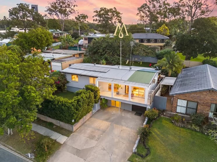 Click to view all images 39-41 Prince Street Southport QLD 4215 - Image 4