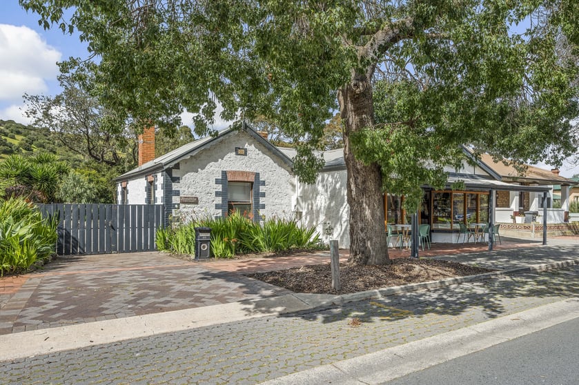 Click to view all images 48 Patapinda Road Old Noarlunga SA 5168 - Image 3