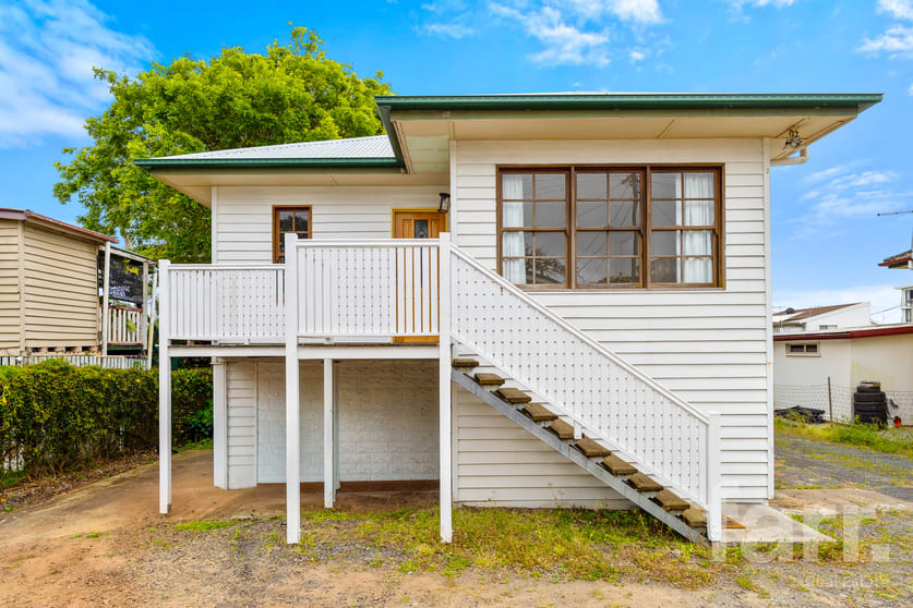 12 COLBURN AVENUE Victoria Point QLD 4165 - Image 3