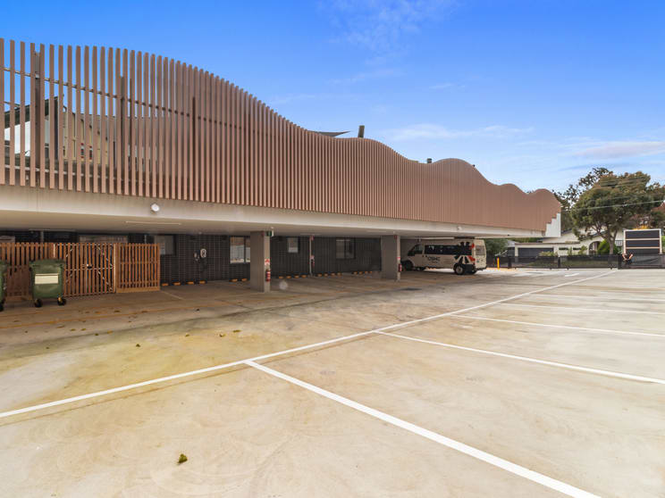 Click to view all images 3-5 Melaleuca Avenue Templestowe Lower VIC 3107 - Image 3