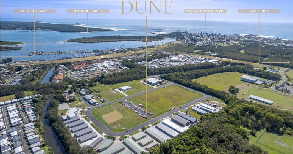 Click to view all images 'DUNE' - Unit 1 Fairtrader Drive Yamba NSW 2464 - Image 1