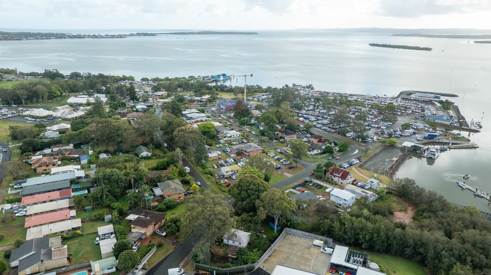 Click to view all images 99-105 Hamilton St Redland Bay QLD 4165 - Image 3